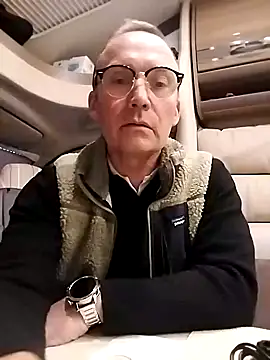 Manou1971 online show from 02.04.25