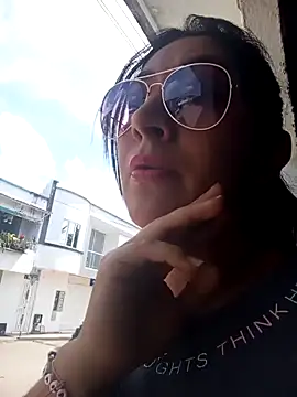 ELISA 90 online show from 01.26.25