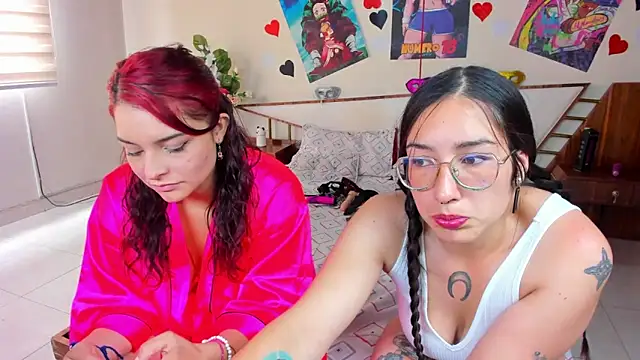 Snapshot of Marilynselxoveanalhard chatting on 01.03.25 Marilynselxoveanalhard online show from 01.03.25