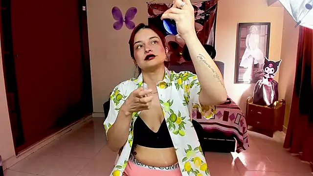 Snapshot of Marilynselxoveanalhard chatting on 02.11.26 Marilynselxoveanalhard online show from 02.11.26