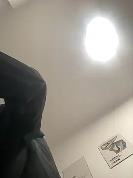 Lucascacaca online show from 11.28.25