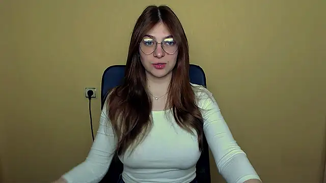 Snapshot of Luna_Lush_ chatting on 05.02.26 Luna Lush online show from 05.02.26