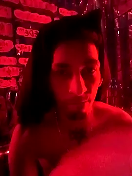 Snapshot of SirLucifer chatting on 10.16.25 SirLucifer online show from 10.16.25