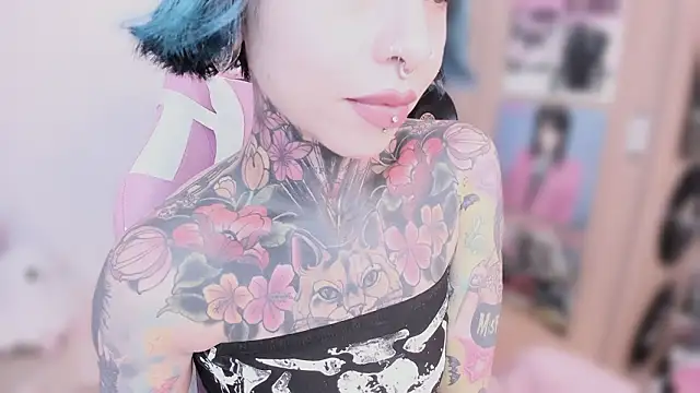 Snapshot of NikkiRamone chatting on 02.12.26 NikkiRamone online show from 02.12.26