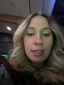 Snapshot of M1ssyk1ssy chatting on 12.22.24 M1ssyk1ssy online show from 12.22.24