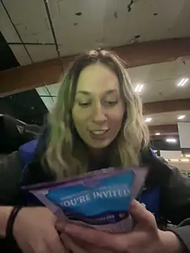 Snapshot of M1ssyk1ssy chatting on 12.31.24 M1ssyk1ssy online show from 12.31.24