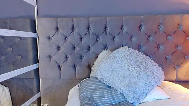 LanaBigTitties online show from 09.28.25