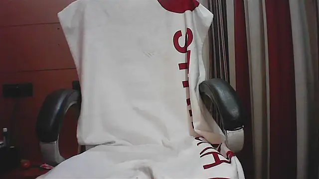 collage hoty online show from 01.08.26