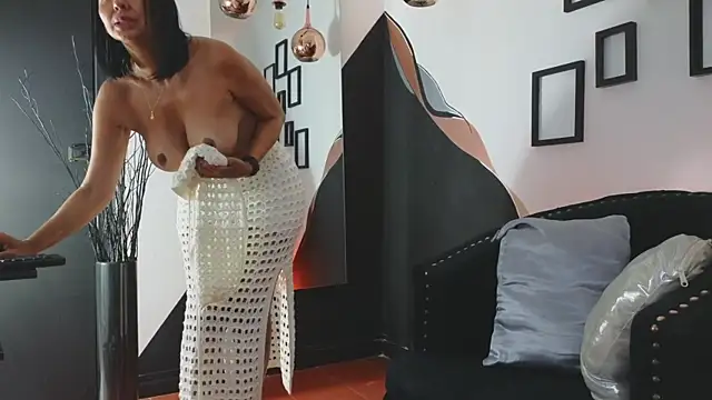 almaa 18 online show from 03.11.25