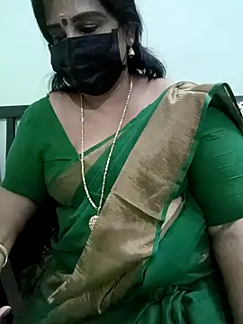 Snapshot of aila98 chatting on 01.26.25 aila98 online show from 01.26.25