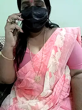 Snapshot of aila98 chatting on 02.21.25 aila98 online show from 02.21.25