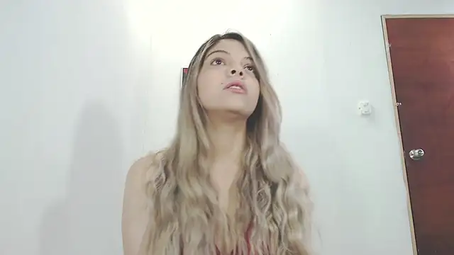 Snapshot of andreau18 chatting on 09.12.25 andreau18 online show from 09.12.25