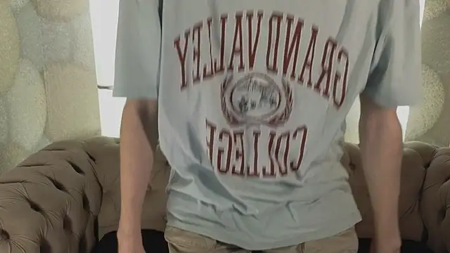 Snapshot of TommieH chatting on 01.29.25 TommieH online show from 01.29.25