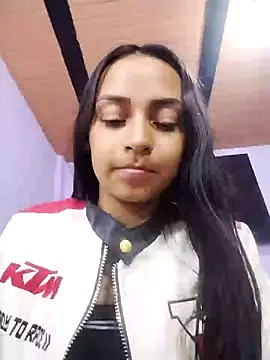 emma ambar online show from 02.04.25