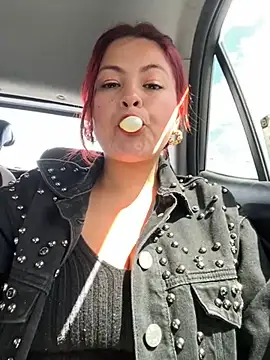 lia moon77 online show from 12.04.24
