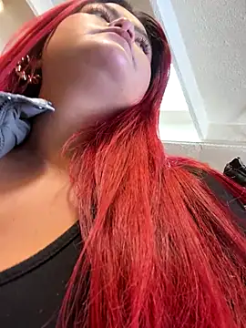 lia moon77 online show from 10.27.25