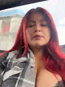 lia moon77 online show from 11.23.25