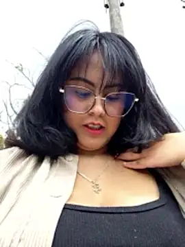 lara moon25 online show from 11.12.25