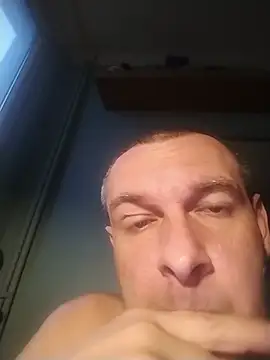 Snapshot of Andrzej-M chatting on 05.16.26 Andrzej-M online show from 05.16.26