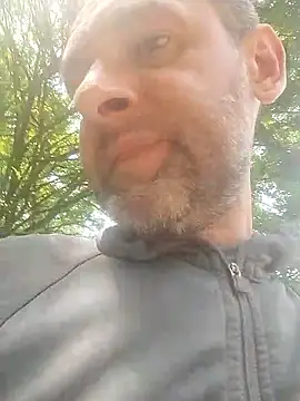 Snapshot of Andrzej-M chatting on 05.24.26 Andrzej-M online show from 05.24.26