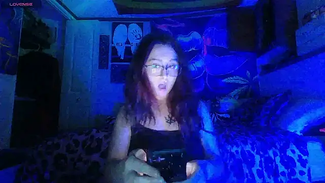 Snapshot of NovaLove2002 chatting on 11.12.25 NovaLove2002 online show from 11.12.25