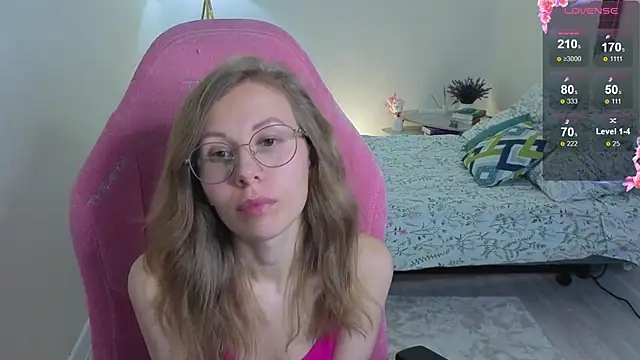 Lill Mary online show from 09.10.25