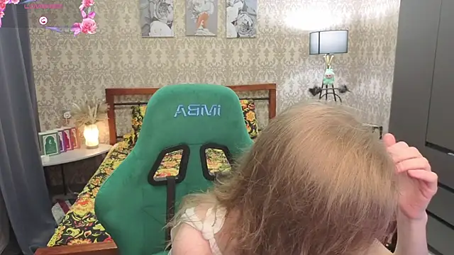 Lill Mary online show from 03.13.26