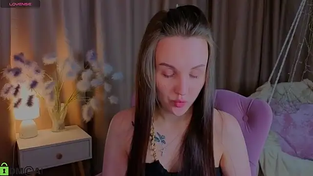 Snapshot of Wendy_mm chatting on 11.06.25 Wendy mm online show from 11.06.25