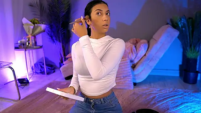 Snapshot of BetsyGonzale chatting on 09.26.25 BetsyGonzale online show from 09.26.25