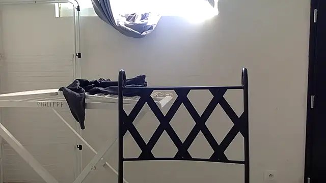 Snapshot of vanillesoumise chatting on 03.07.25 vanillesoumise online show from 03.07.25