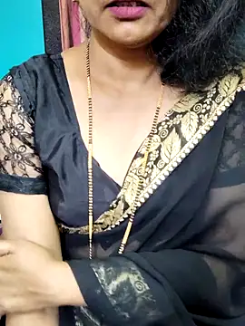 Snapshot of anuradha1432 chatting on 10.12.25 anuradha1432 online show from 10.12.25