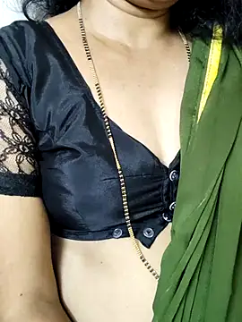 Snapshot of anuradha1432 chatting on 11.02.25 anuradha1432 online show from 11.02.25