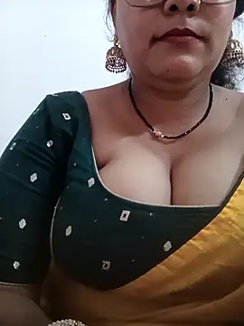 Nyra-23 online show from 04.04.26