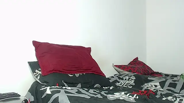 Angel photograph online show from 03.24.26