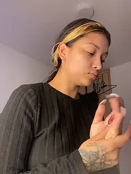 baby lizy online show from 10.05.25