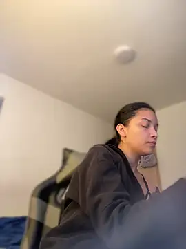 baby lizy online show from 02.18.26