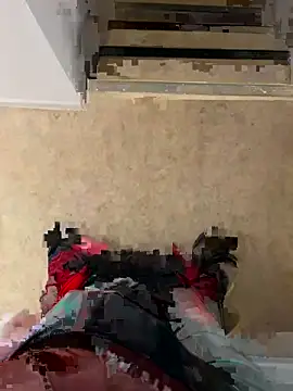 Snapshot of lescoquin2215 chatting on 09.12.25 lescoquin2215 online show from 09.12.25