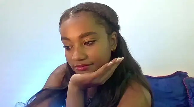 Snapshot of Behla_rouseh chatting on 02.17.25 Behla rouseh online show from 02.17.25