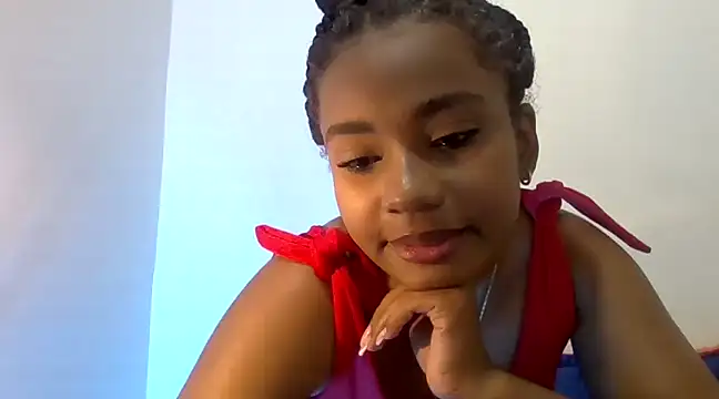 Snapshot of Behla_rouseh chatting on 03.05.25 Behla rouseh online show from 03.05.25