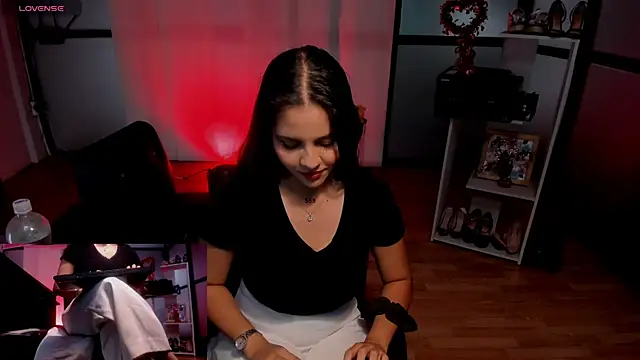 alisa jhons1 online show from 12.20.24