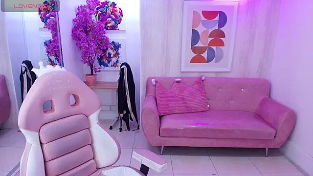 Gabby evanns online show from 04.14.26