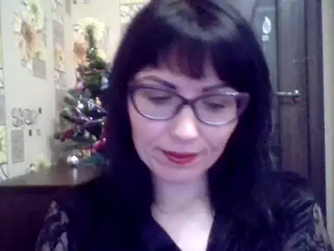 CharmingCat321 online show from 12.13.24
