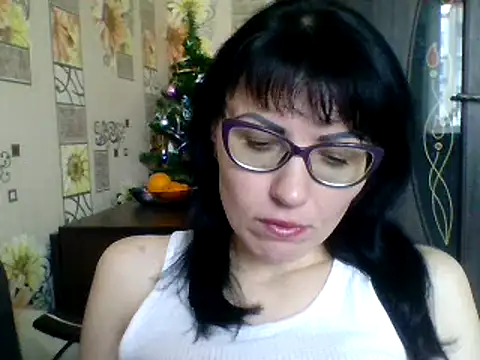 CharmingCat321 online show from 12.17.24