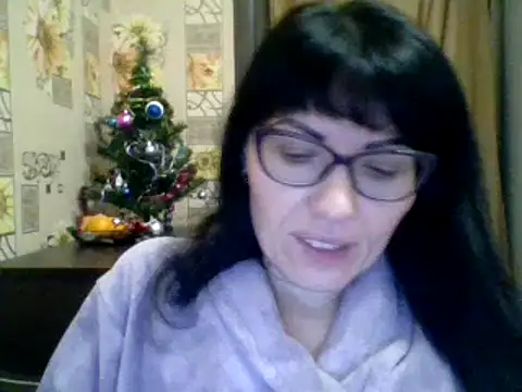 CharmingCat321 online show from 12.18.24