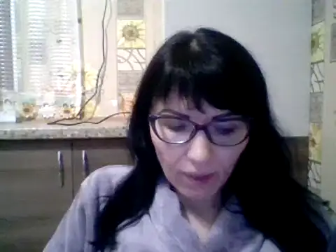CharmingCat321 online show from 12.21.24