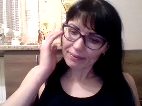 CharmingCat321 online show from 12.22.24