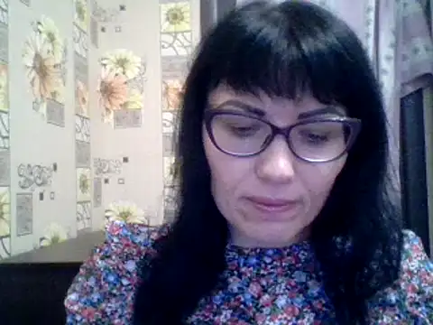 CharmingCat321 online show from 01.19.25
