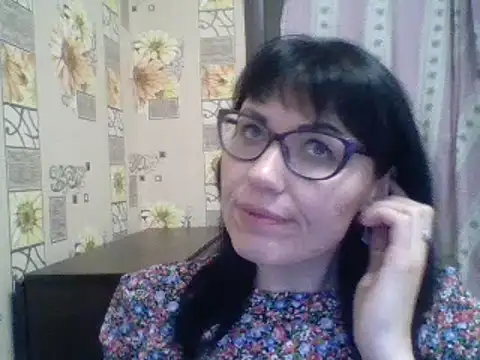 CharmingCat321 online show from 01.19.25
