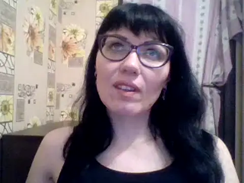 CharmingCat321 online show from 01.25.25