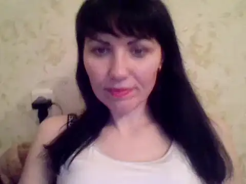 CharmingCat321 online show from 02.14.25